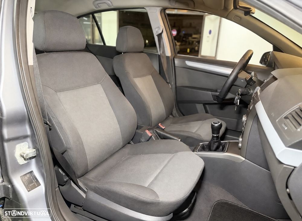 Opel Astra 1.3 CDTi Edition - 10