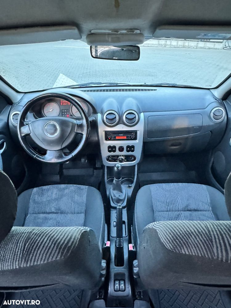 Dacia Logan 1.5 dCi Laureate - 6