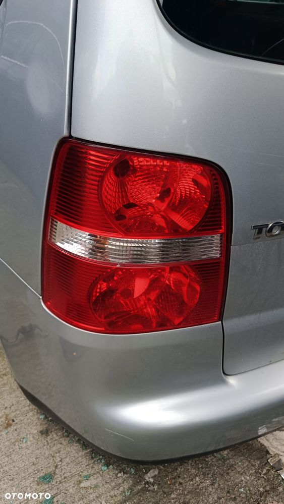 LAMPA LEWA TYŁ TYLNA VW TOURAN I
