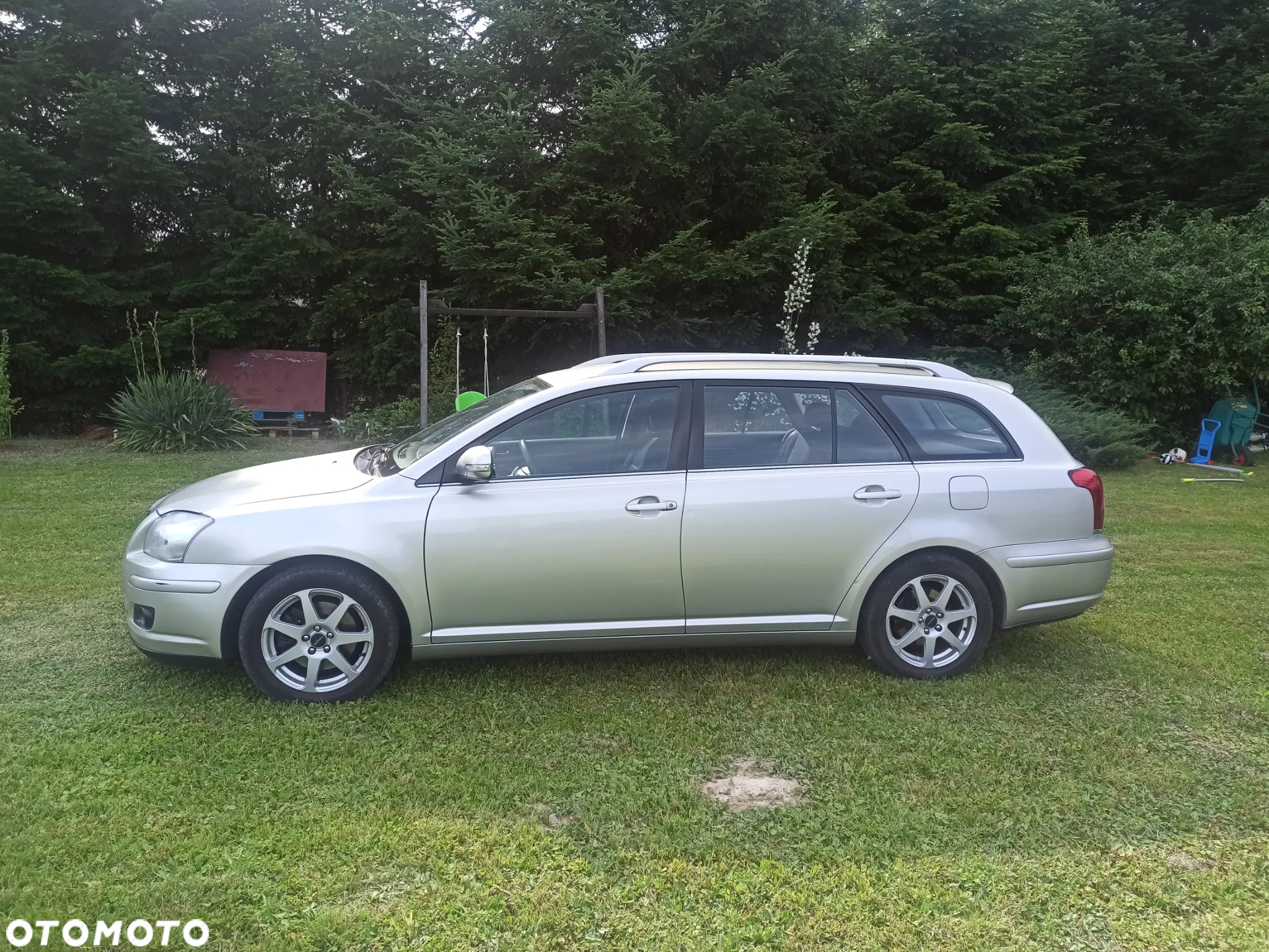 Toyota Avensis 2.0 D-4D Sol - 3