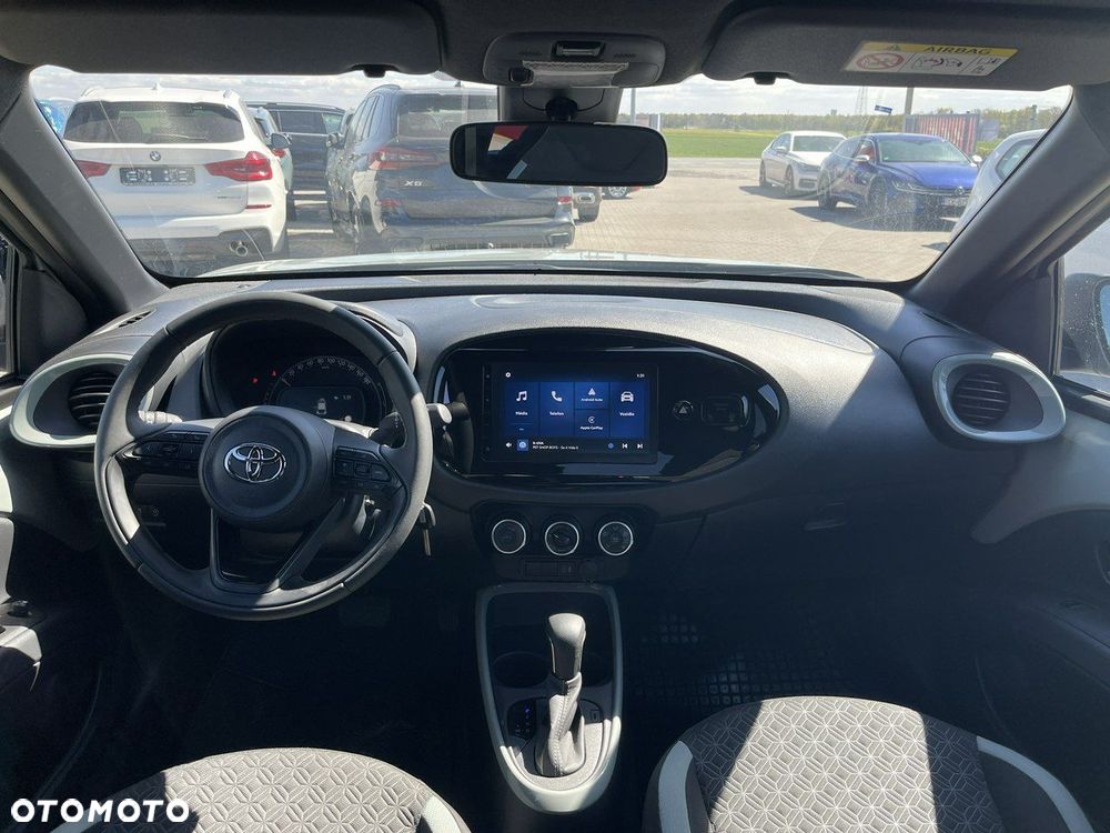 Toyota Aygo X 1.0 VVT-i Style CVT - 10