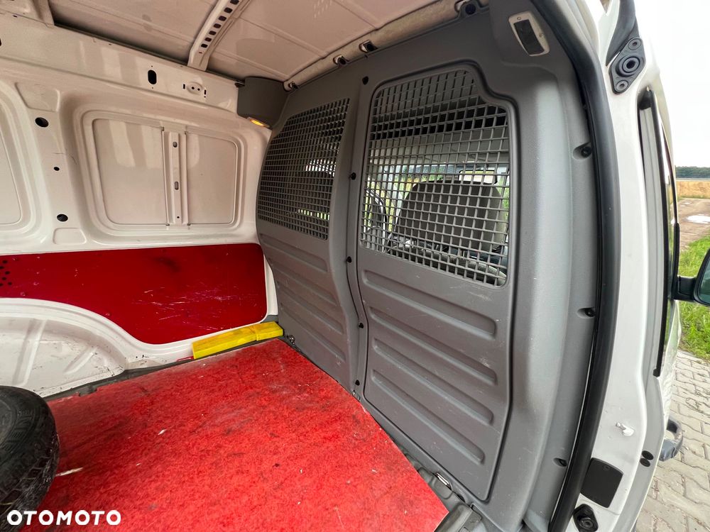 Volkswagen Caddy - 4
