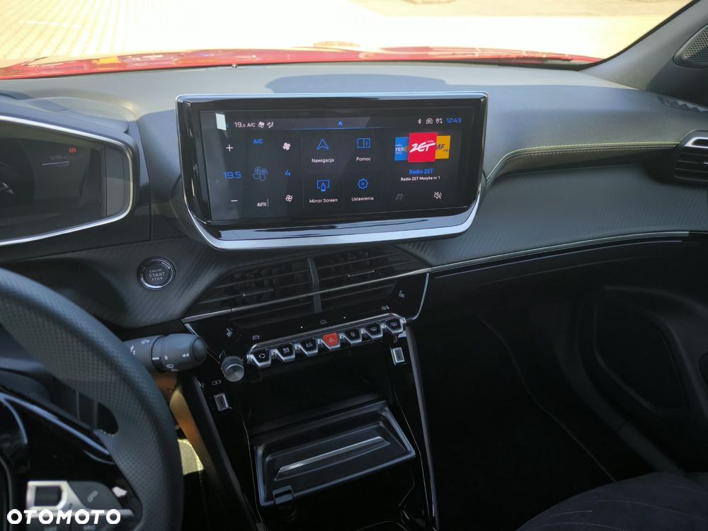 Peugeot 2008 PureTech mHEV GT Exclusive e-DCS6 - 11