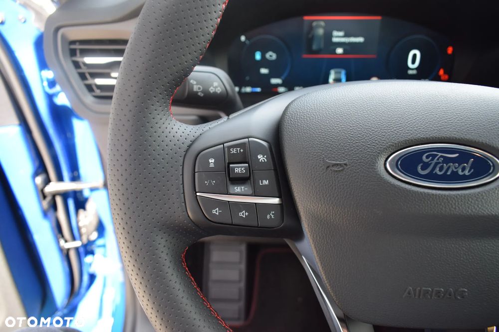 Ford Kuga 1.5 EcoBoost FWD ST-Line X - 10