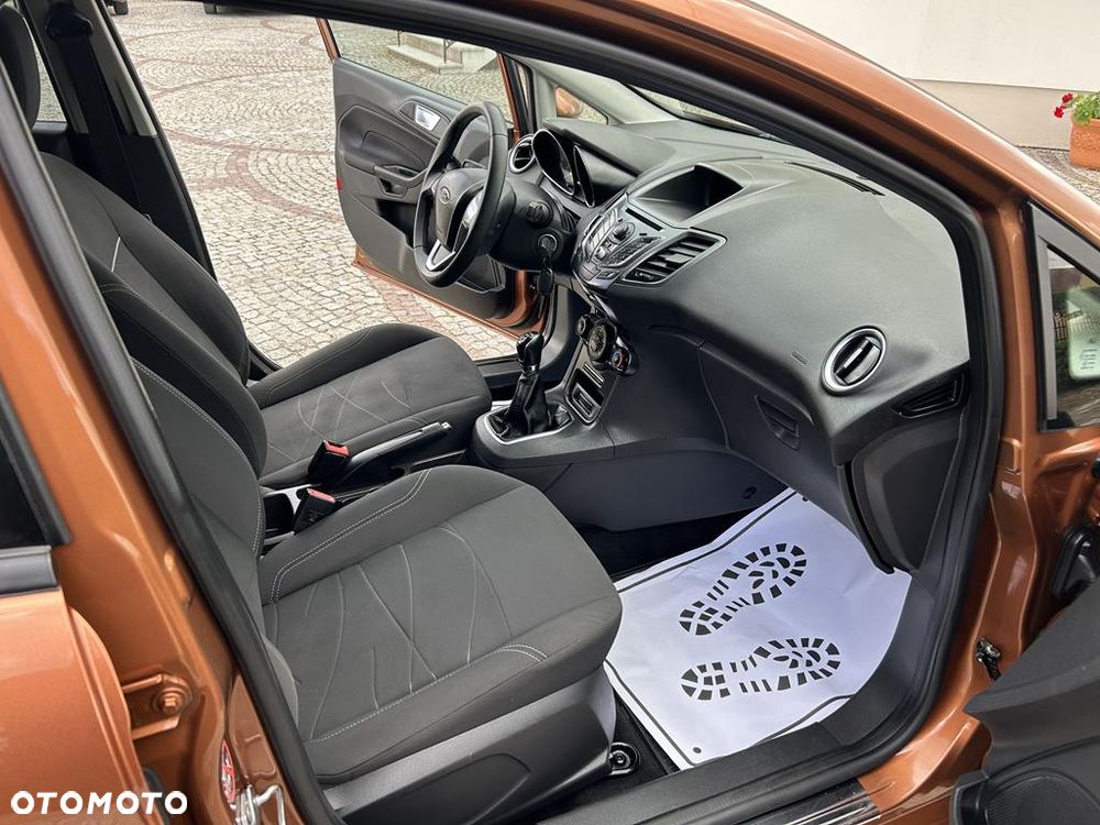 Ford Fiesta - 35