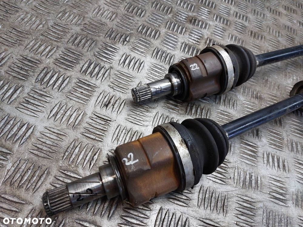 PÓŁOŚ LEWY PRZÓD + PRAWY PRZÓD 5B OPEL CORSA D 1.2 16V - 2