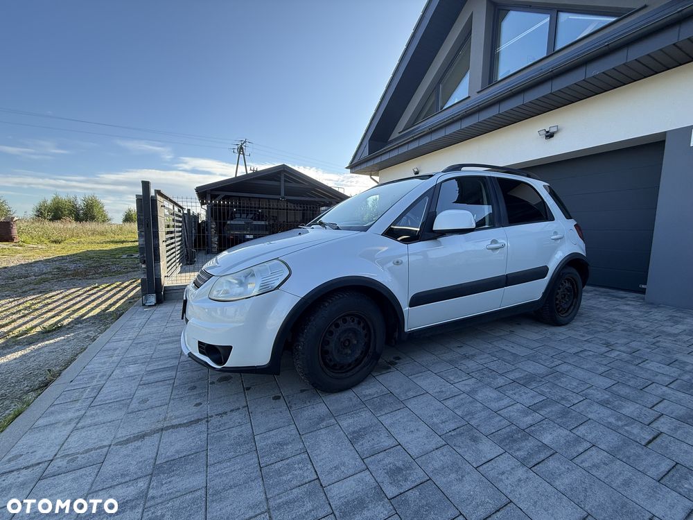 Suzuki SX4 - 1
