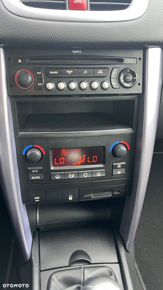 Peugeot 207 CC 120 VTi Active - 14