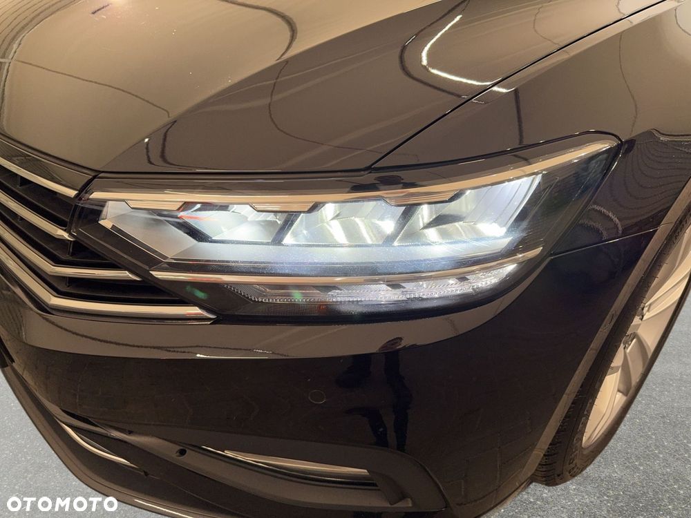 Volkswagen Passat Variant - 10