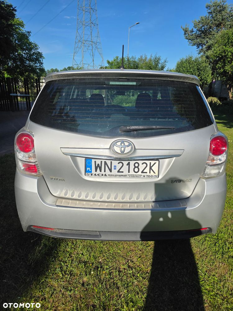 Toyota Verso 1.8 Prestige - 4