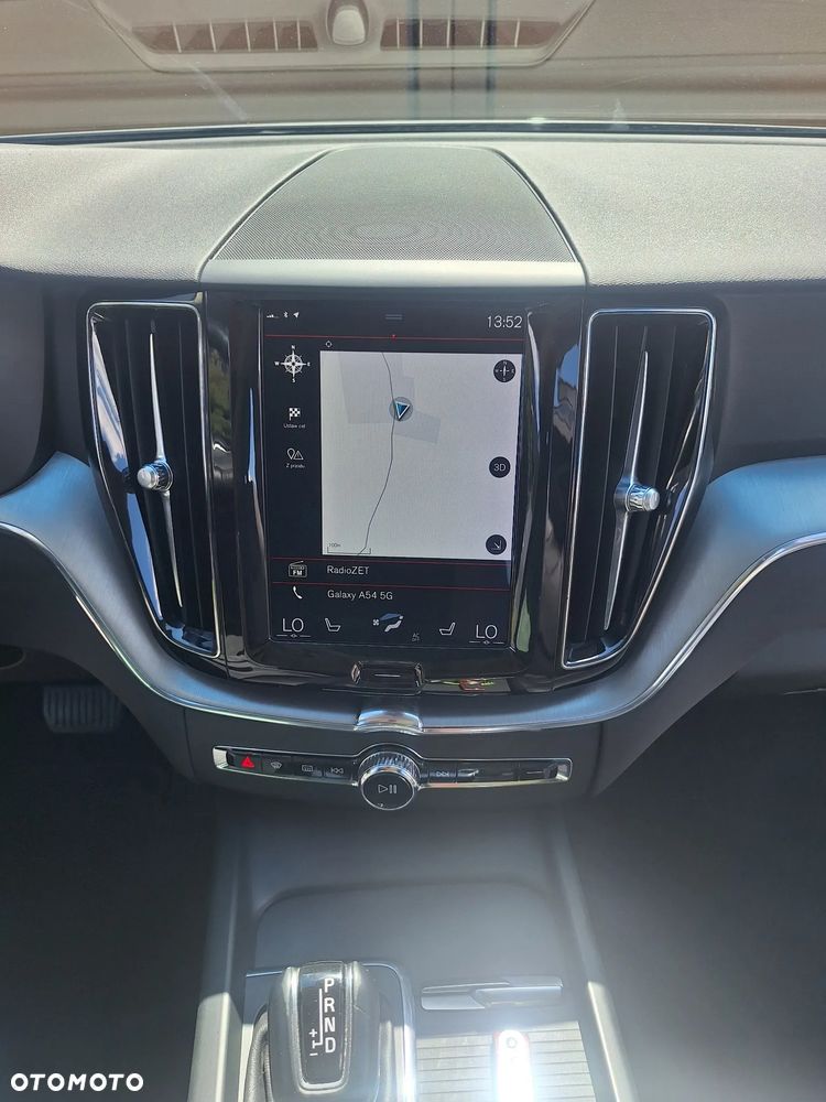 Volvo XC 60 T6 AWD Geartronic Momentum Pro - 32