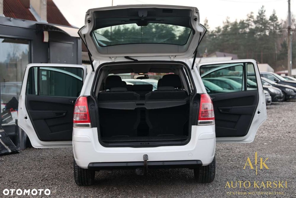 Opel Zafira - 19