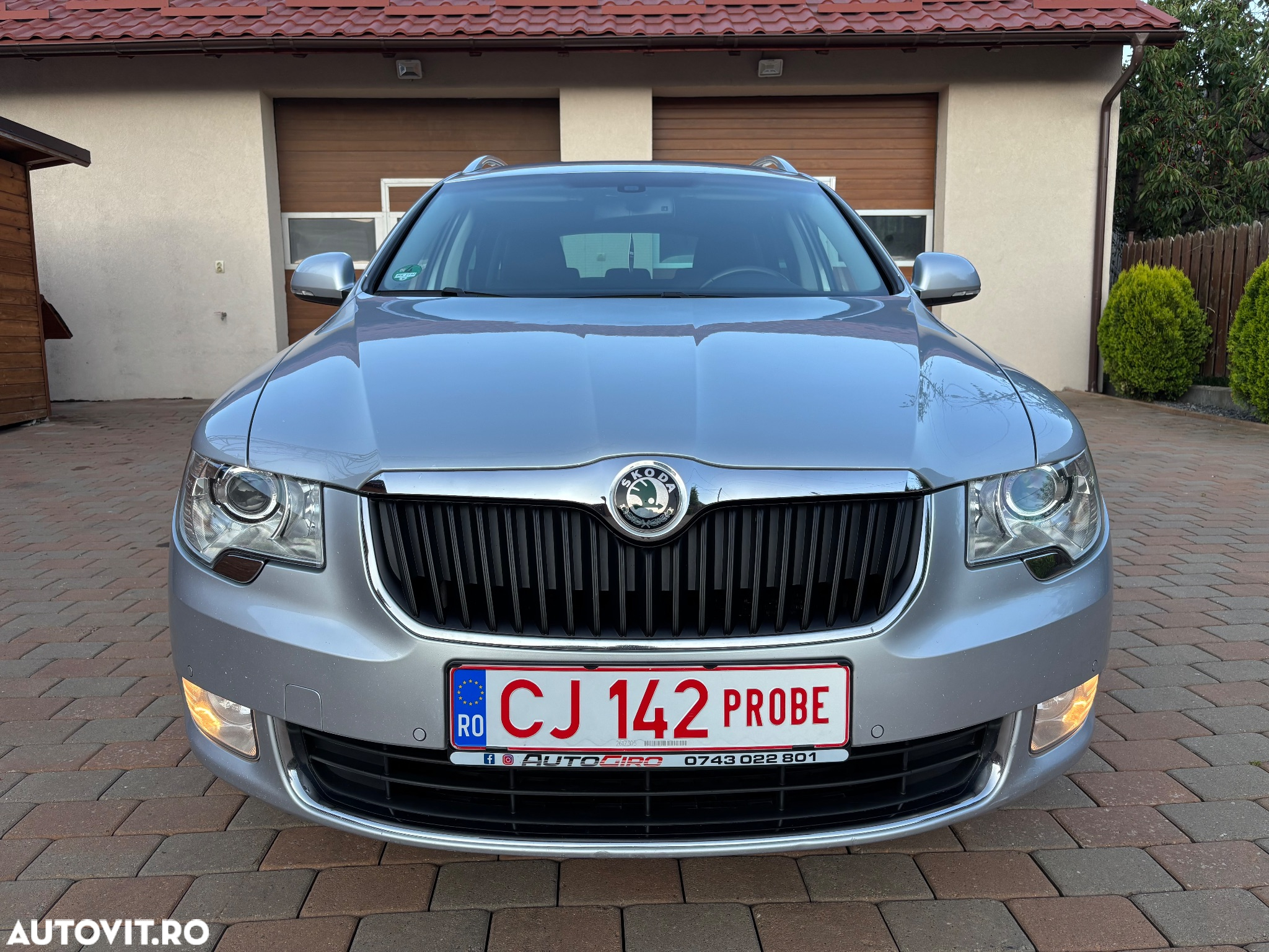 Skoda Superb 2.0 TDI 4x4 DSG Elegance - 11