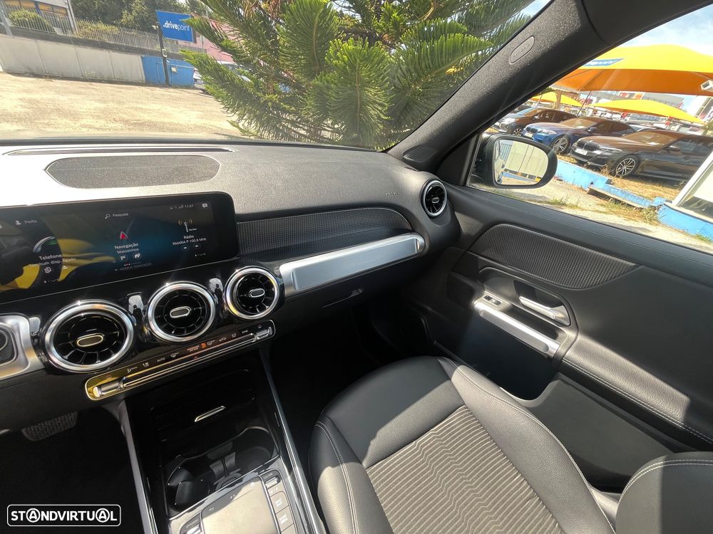Mercedes-Benz GLB 180 d Progressive - 37