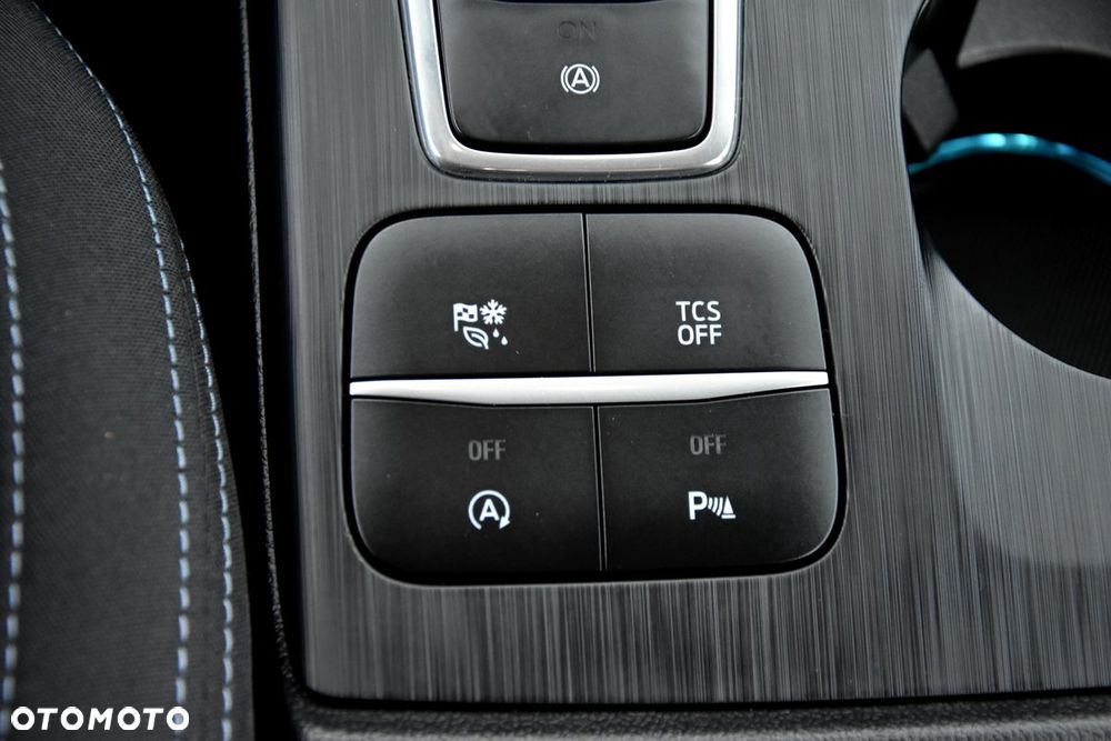 Ford Focus 1.0 EcoBoost Hybrid ACTIVE STYLE - 25