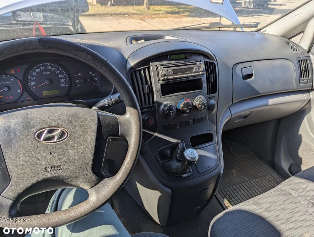 Hyundai H1 - 10