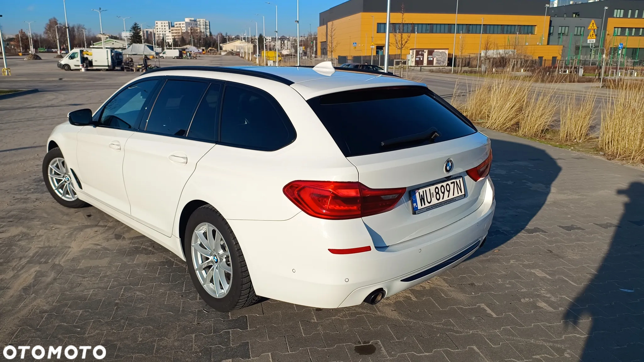 BMW Seria 5 520d Sport Line - 12
