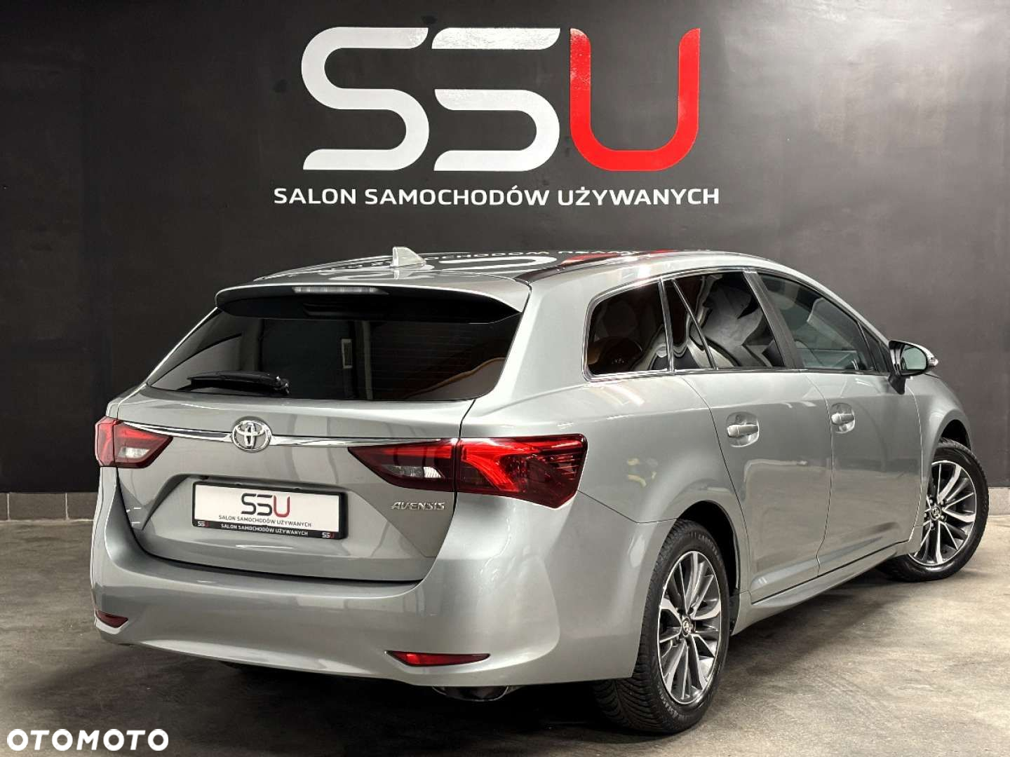 Toyota Avensis 1.8 Premium - 5