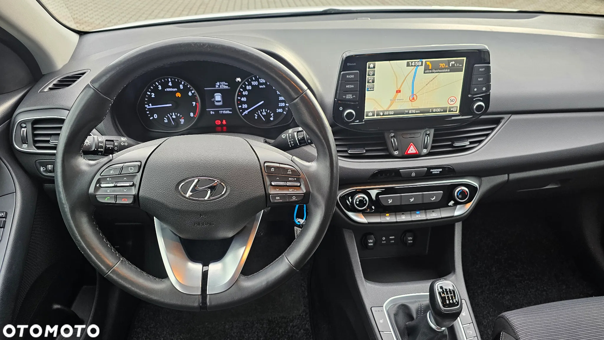 Hyundai i30 1.4 Trend - 17