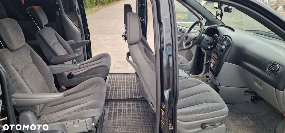 Chrysler Grand Voyager 3.3 Limited S&G - 12