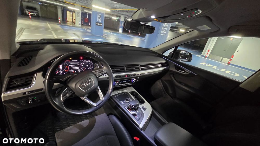 Audi Q7 - 8