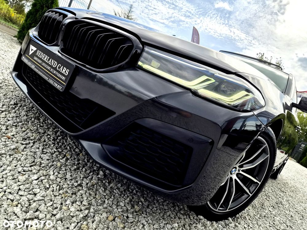 BMW Seria 5 520d xDrive mHEV M Sport Edition - 37