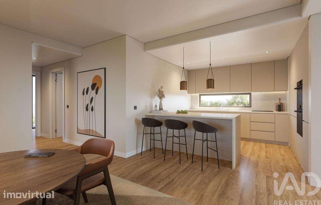 Apartamento T2 em Câmara de Lobos de 106,00 m2 - Grande imagem: 4/12