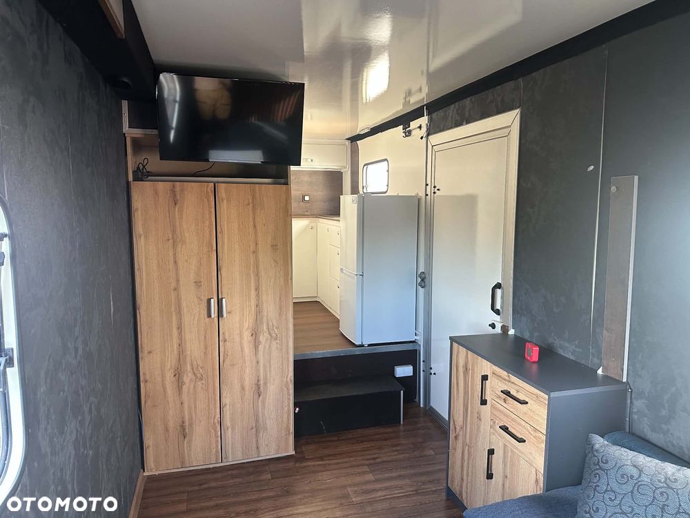 Mercedes-Benz Sprinter 903.621 - 12