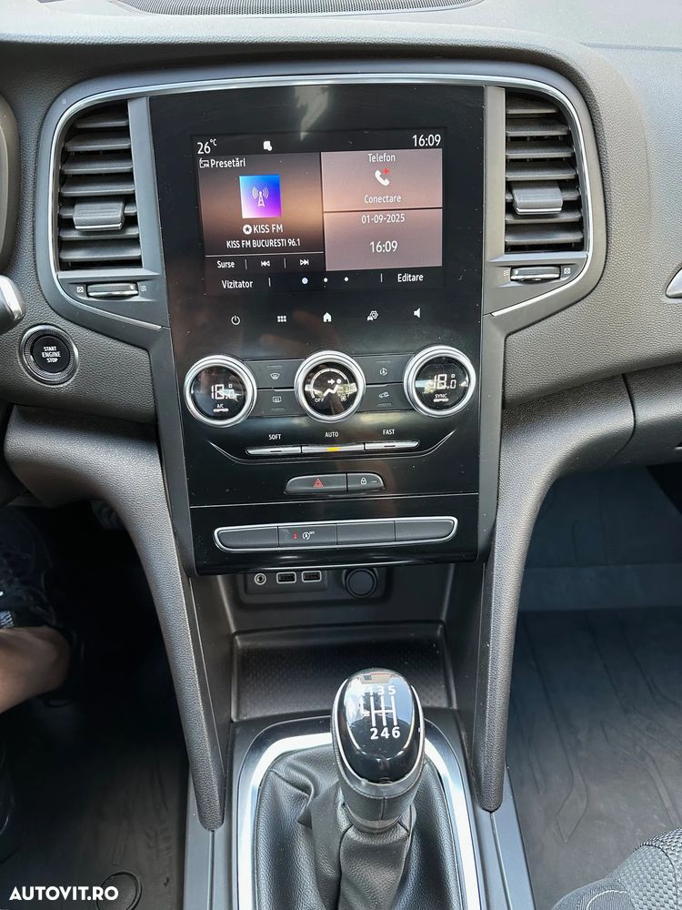 Renault Megane TCe GPF Zen - 12