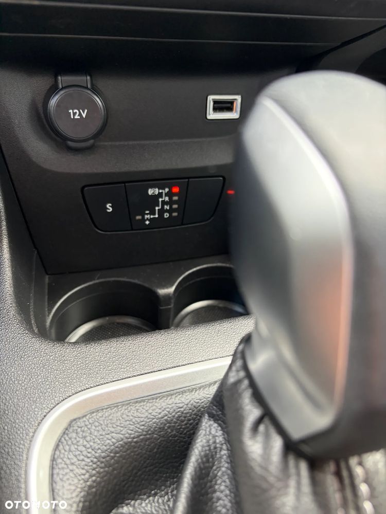 Citroën C3 1.2 PureTech Max EAT6 - 16