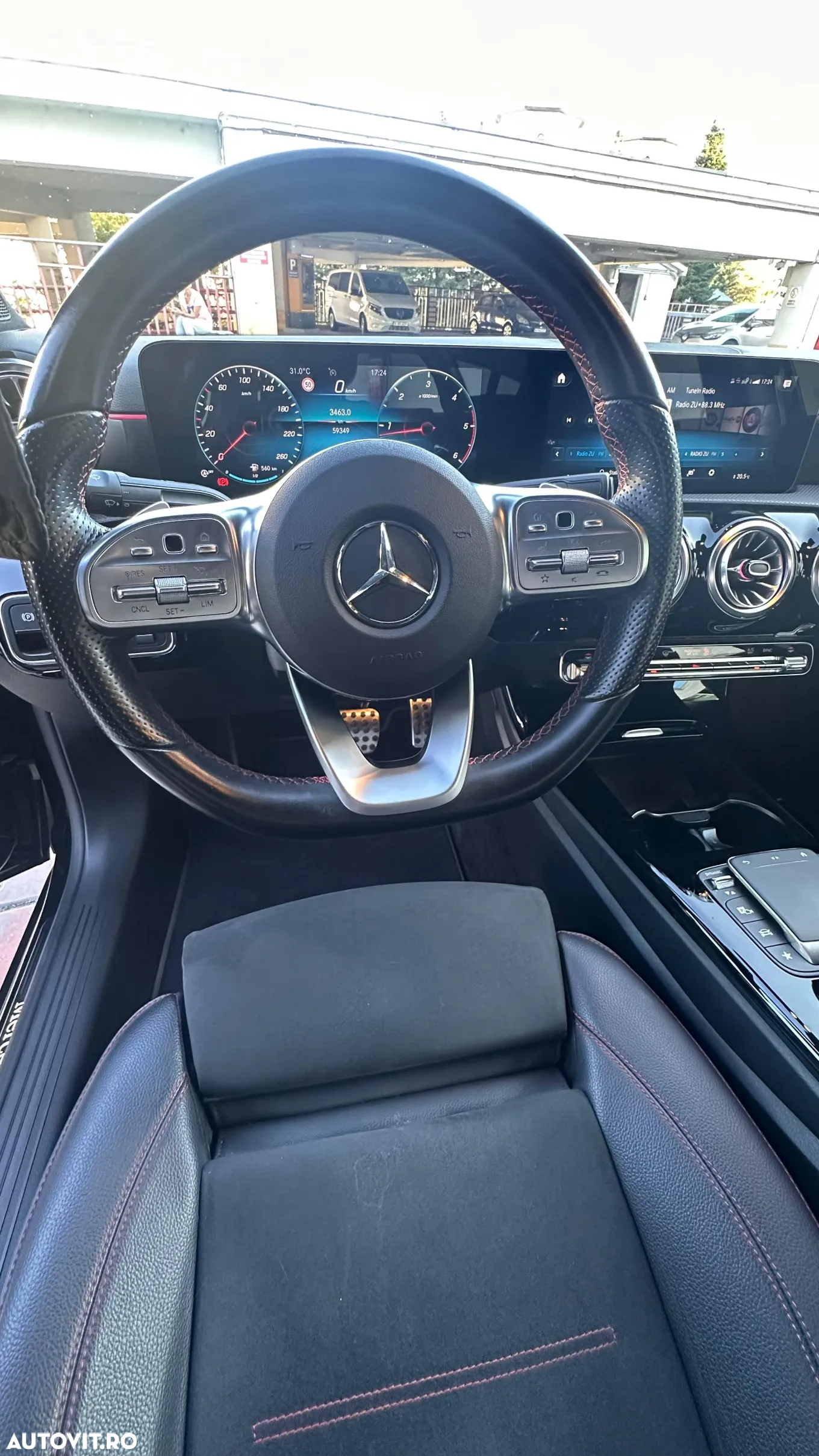 Mercedes-Benz A 200 d 8G-DCT AMG Line - 11