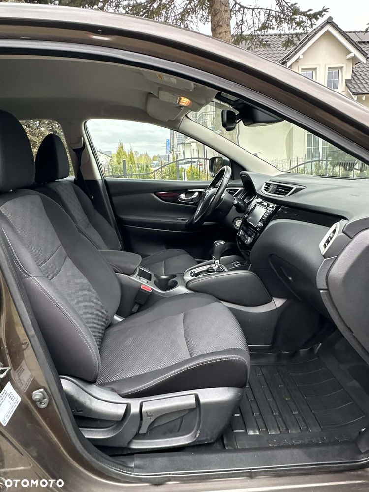 Nissan Qashqai 1.2 DIG-T Xtronic TEKNA - 37