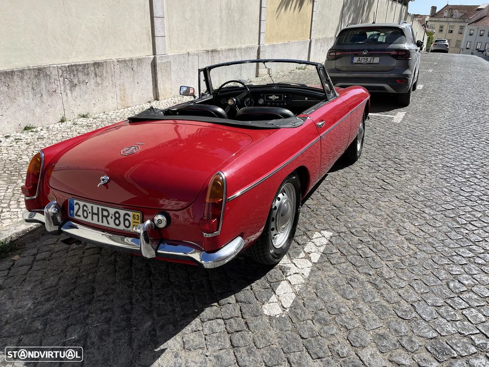 MG MGB - 20