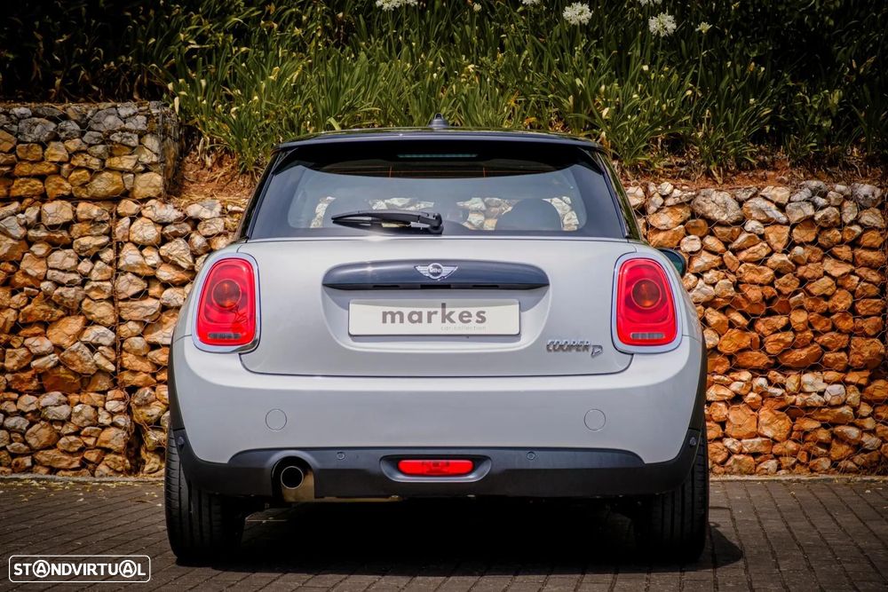 MINI 3 Portas Cooper D Auto - 11