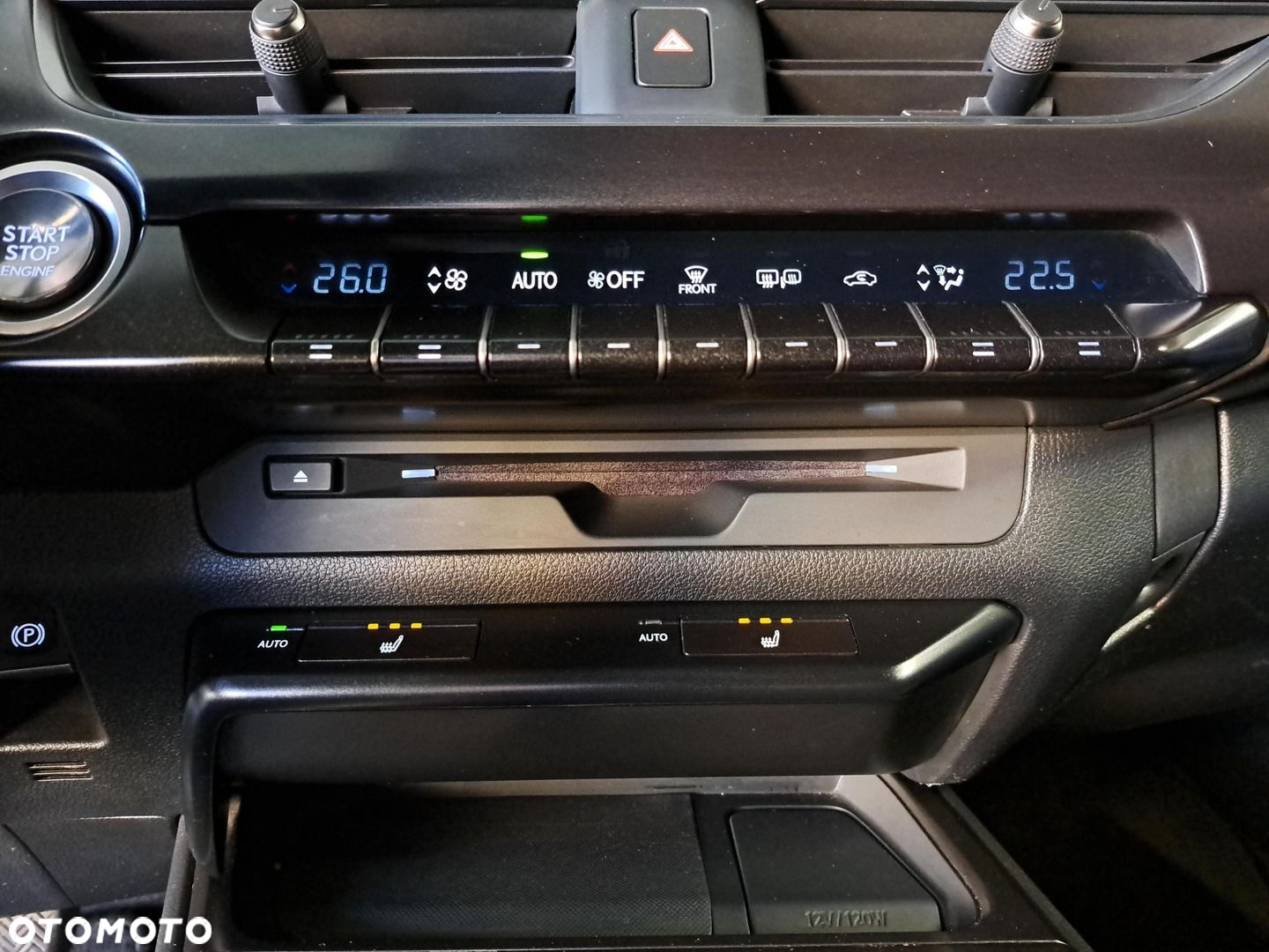 Lexus UX 200 GPF F Impression 2WD - 22