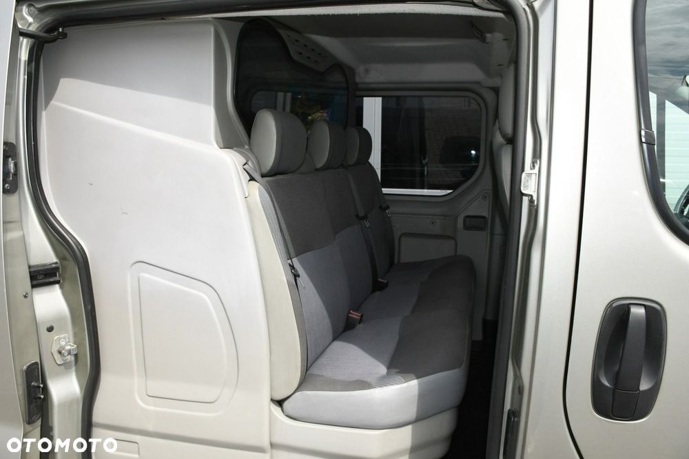Opel Vivaro - 26