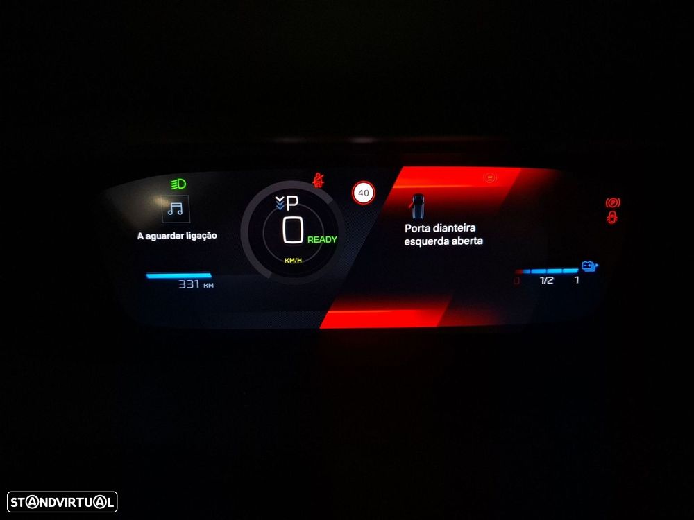 Peugeot e-308 54 kWh GT — fotografia 15