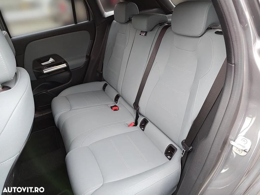 Mercedes-Benz GLA 200 7G-DCT Edition Progressive Line - 11