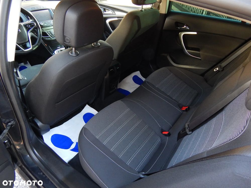 Opel Insignia 1.4 T Cosmo S&S - 17