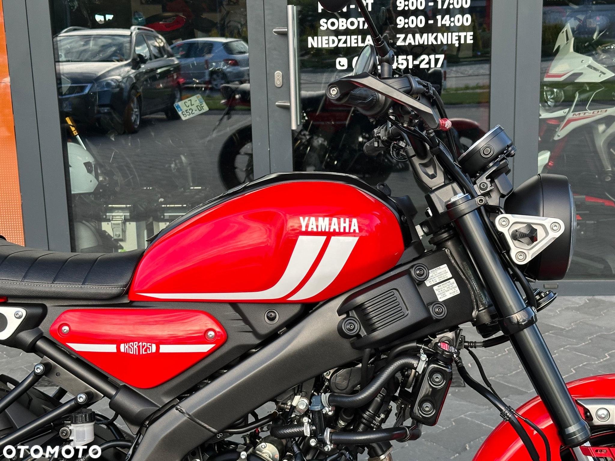 Yamaha XSR - 9