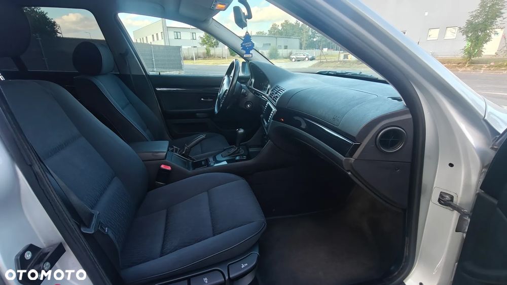 BMW Seria 5 - 16