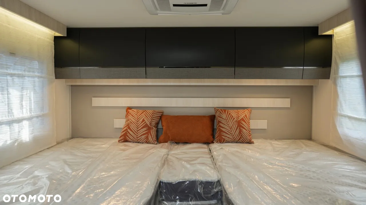 Ford Chausson 627 GA Titanium Ultimate - 17