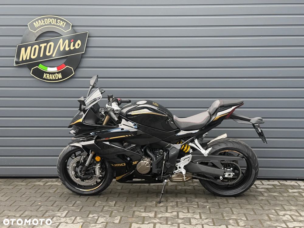 QJMOTOR SRK 800RR - 3