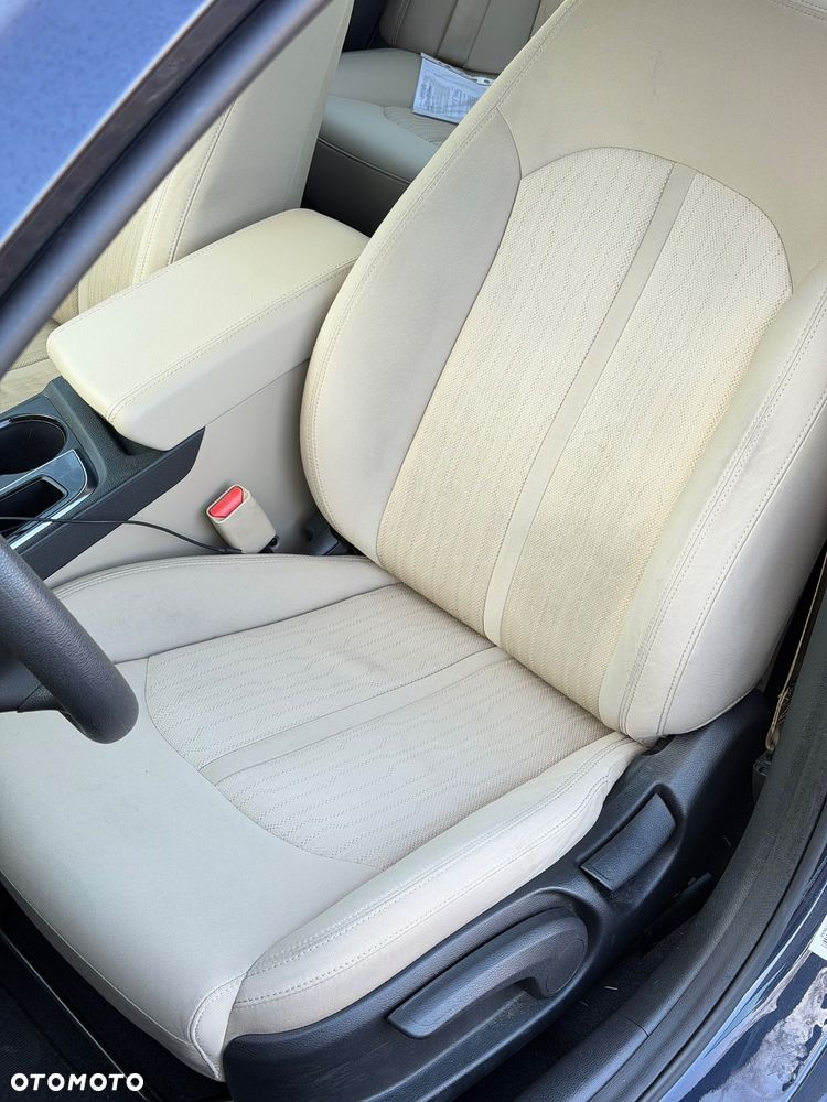 Hyundai Sonata - 8
