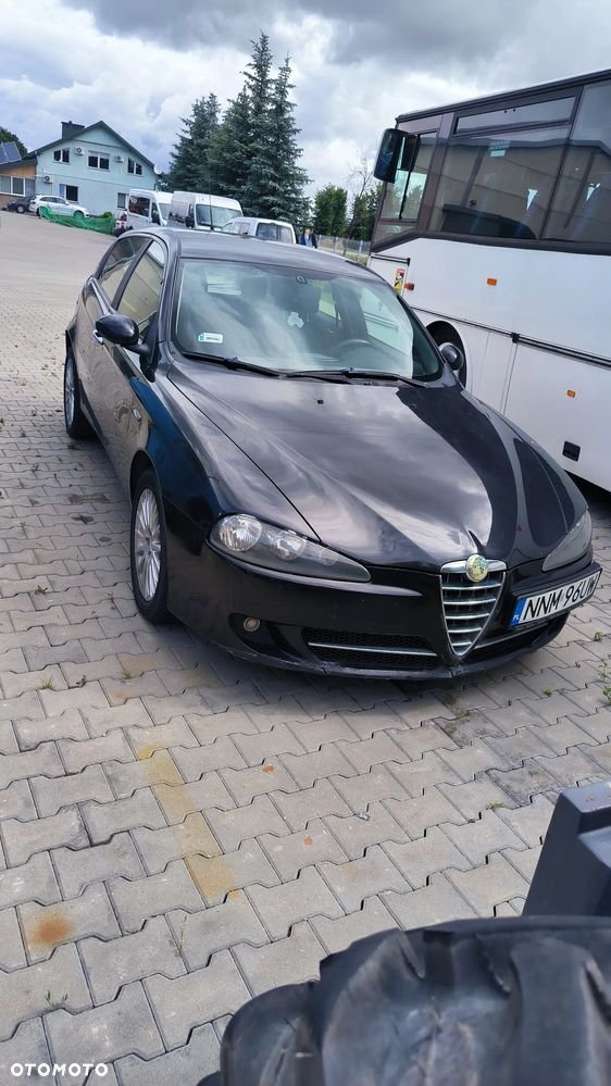 Alfa Romeo 147 - 1