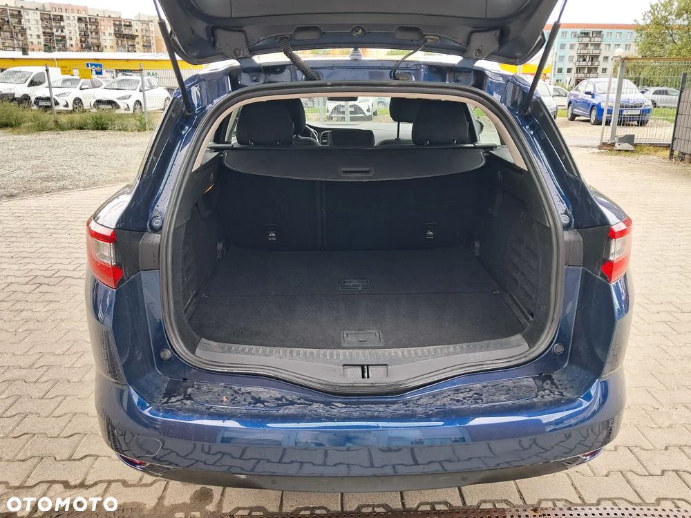 Renault Megane 1.5 Blue dCi Zen - 11