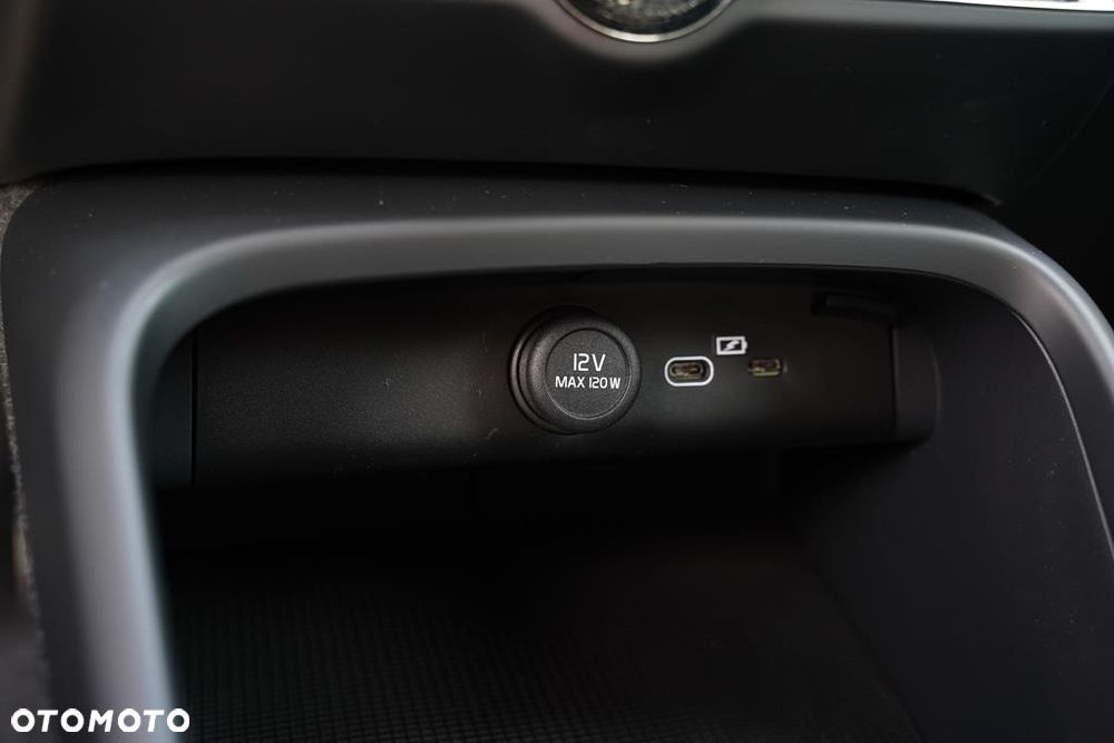 Volvo XC 40 B3 Essential - 18
