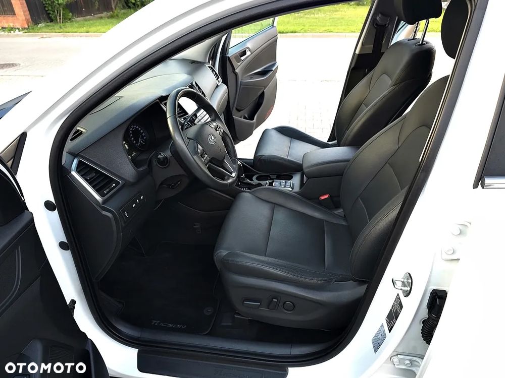 Hyundai Tucson 1.6 Turbo 4WD DCT Premium - 23