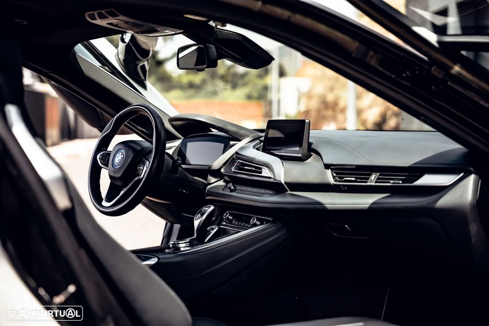 BMW i8 Standard - 16