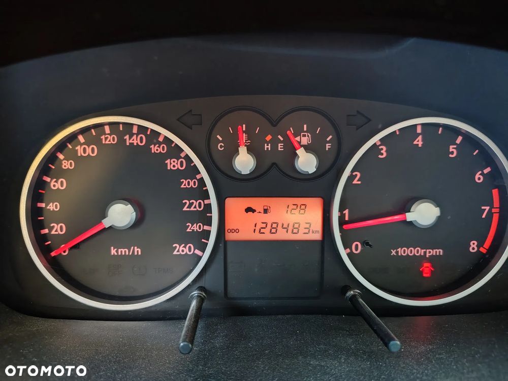 Hyundai Coupe - 14